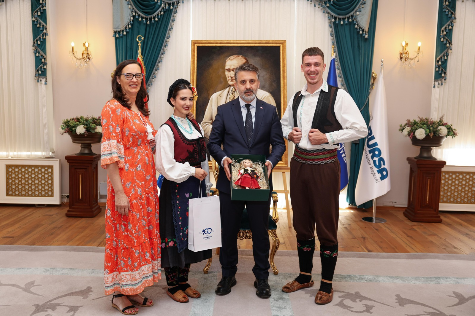 Altın Karagöz ekiplerinden Başkan Vekili Biba'ya ziyaret