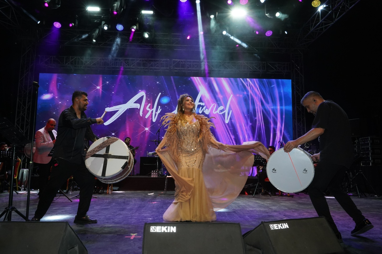Aslı Hünel’den Açıkhava’da müzik ziyafeti