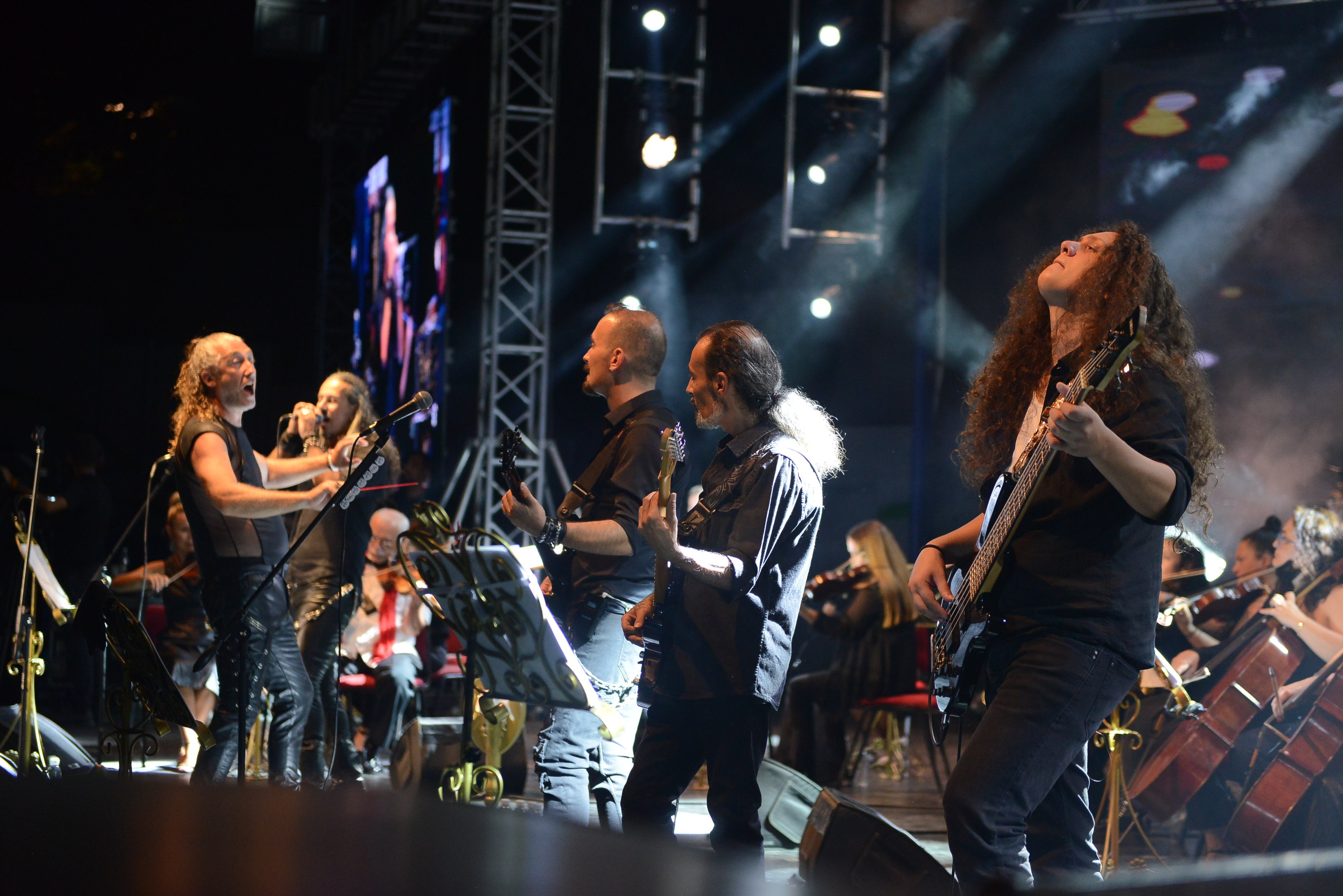 Bursa’da Senforock gece