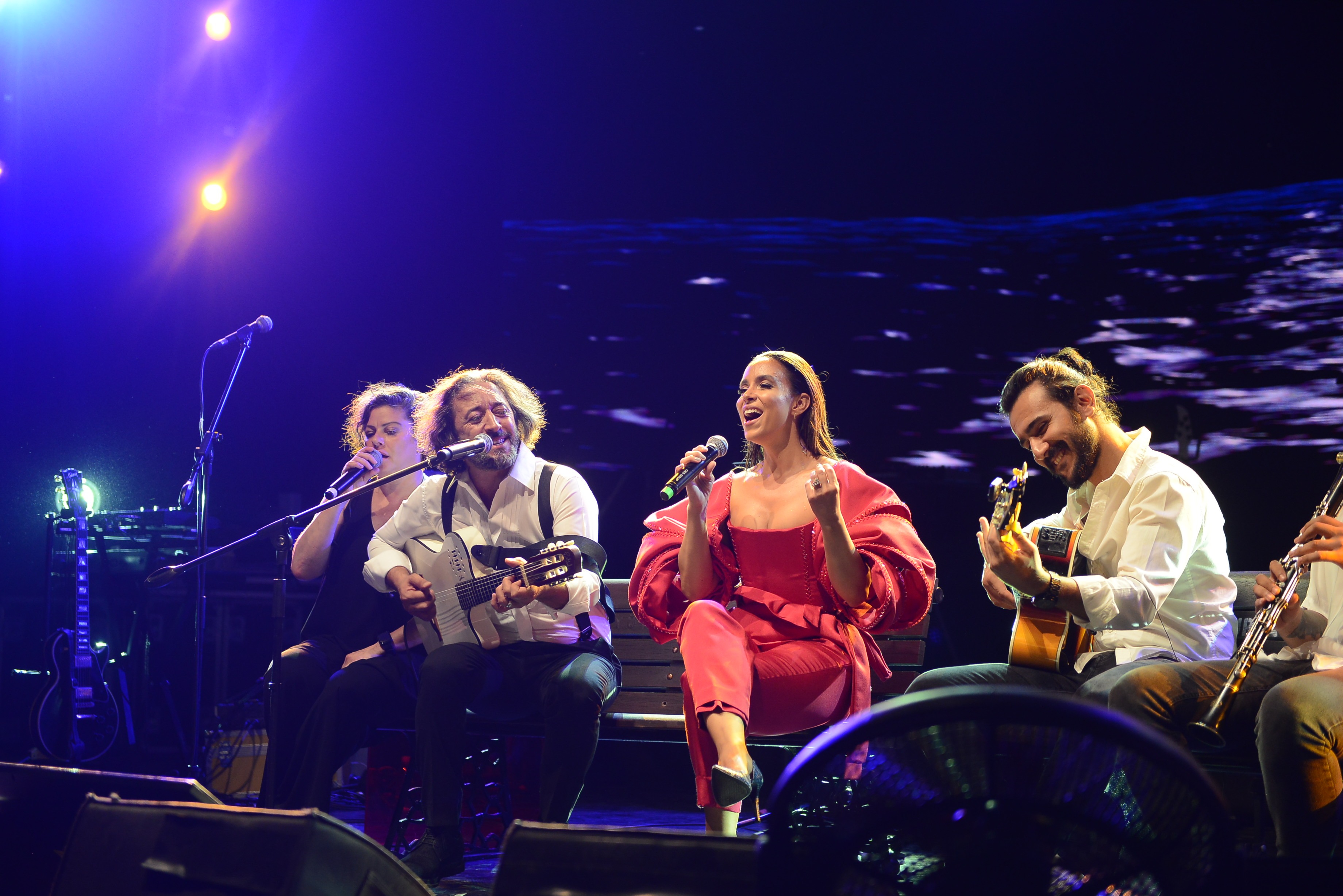 Fettah Can ve Cansu Kurtçu'dan Bursa'ya özel gece